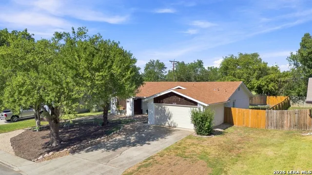 5110 TIMBER TRACE ST San Antonio, TX 78250