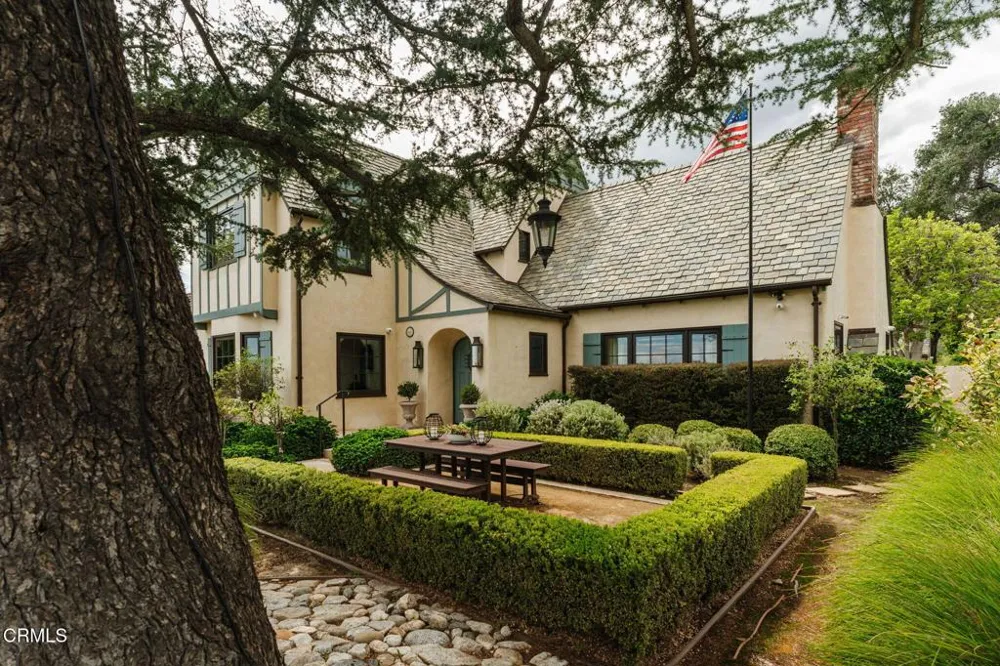 1447 Parkview Avenue Pasadena, CA 91103