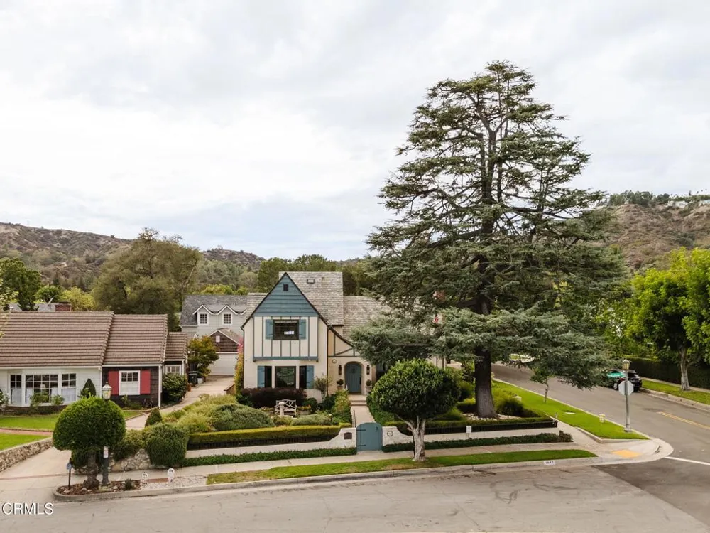 1447 Parkview Avenue Pasadena, CA 91103