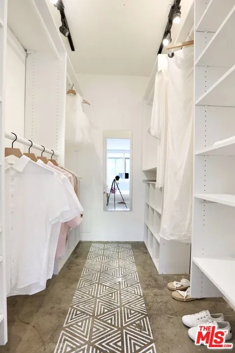 1745 Camino Palmero Street #334 Los Angeles, CA 90046