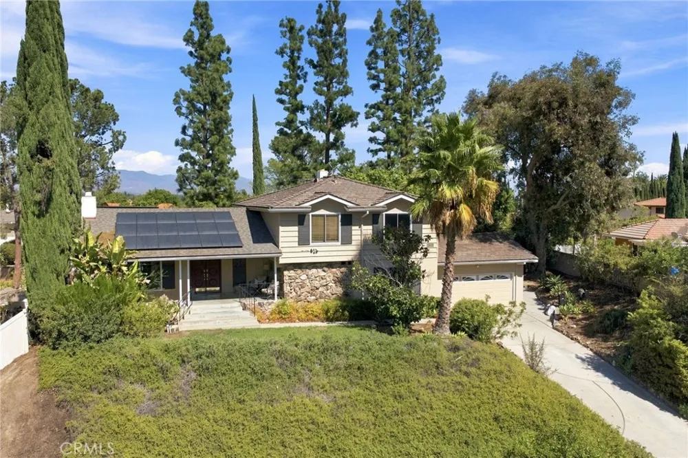 10640 Sylvia Ave Porter Ranch, CA 91326