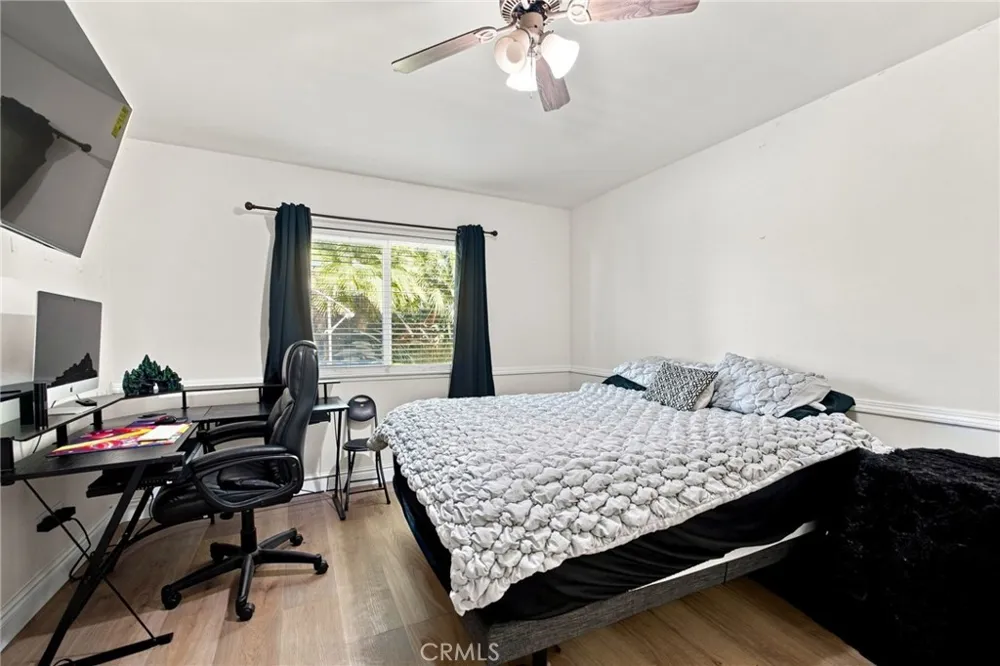 10640 Sylvia Ave Porter Ranch, CA 91326