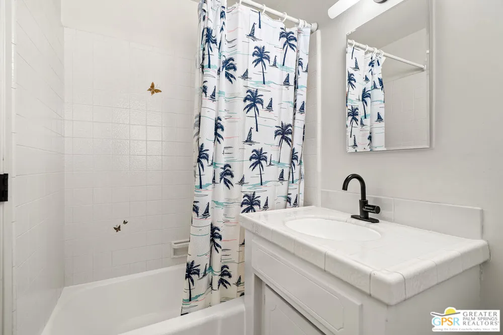 7913 Joshua Lane Yucca Valley, CA 92284