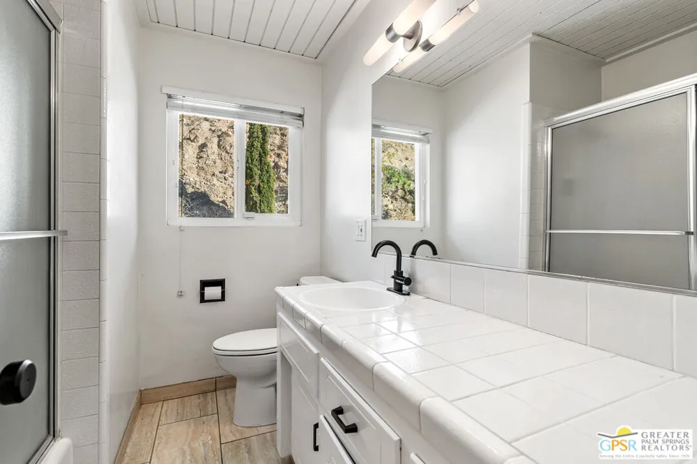 7913 Joshua Lane Yucca Valley, CA 92284