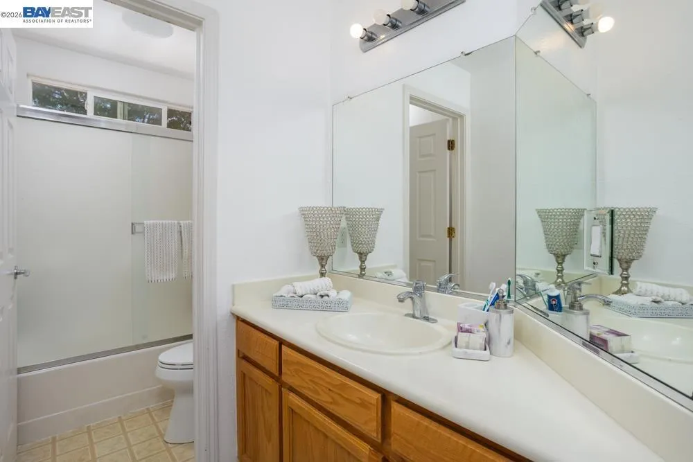 5506 Dawnview Ct Antioch, CA 94531