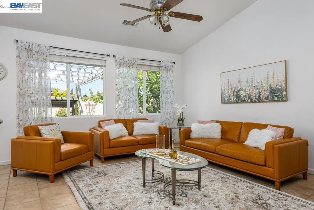 5506 Dawnview Ct Antioch, CA 94531