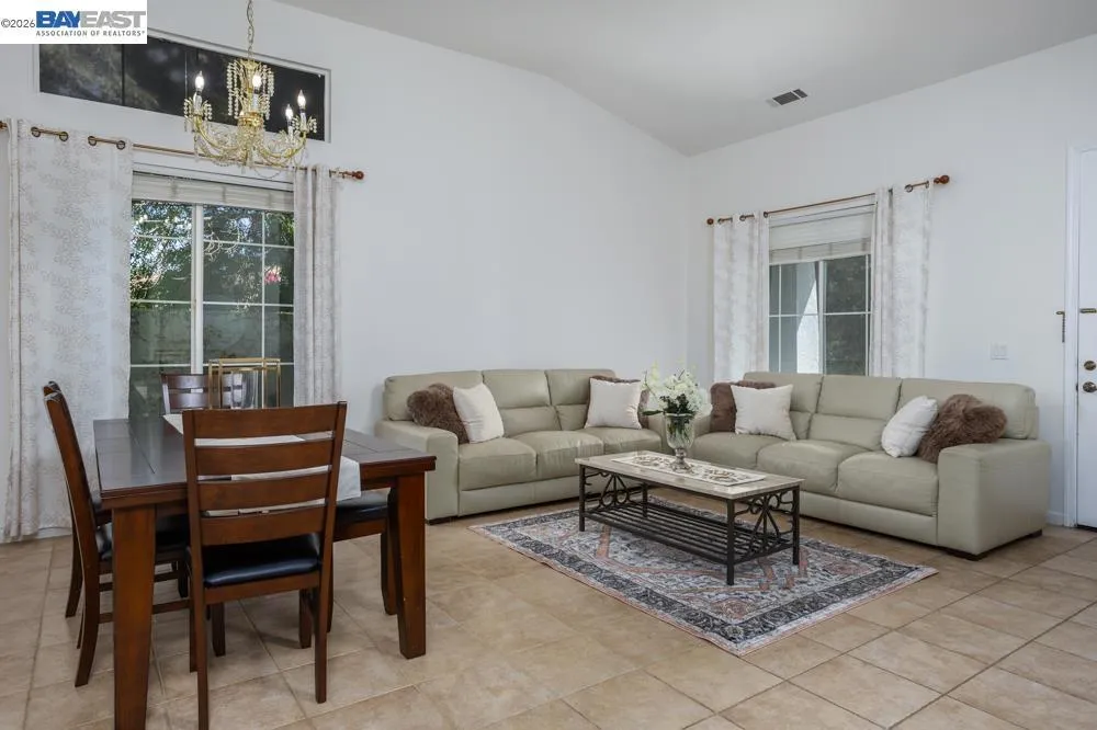 5506 Dawnview Ct Antioch, CA 94531