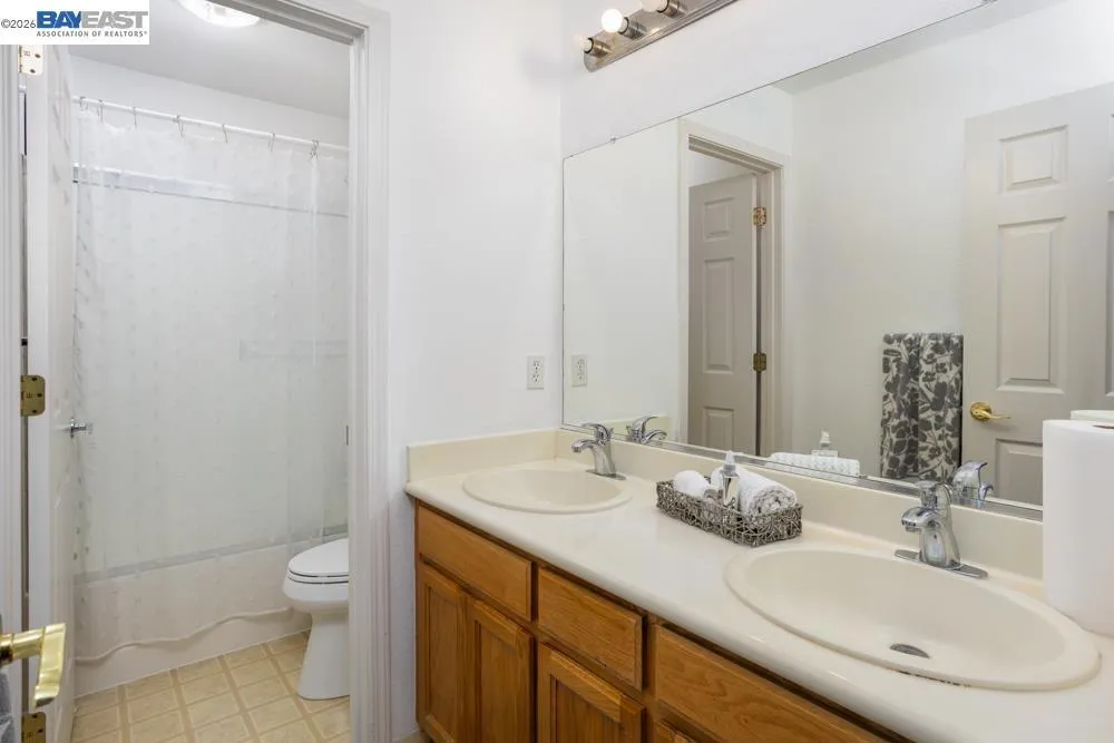 5506 Dawnview Ct Antioch, CA 94531
