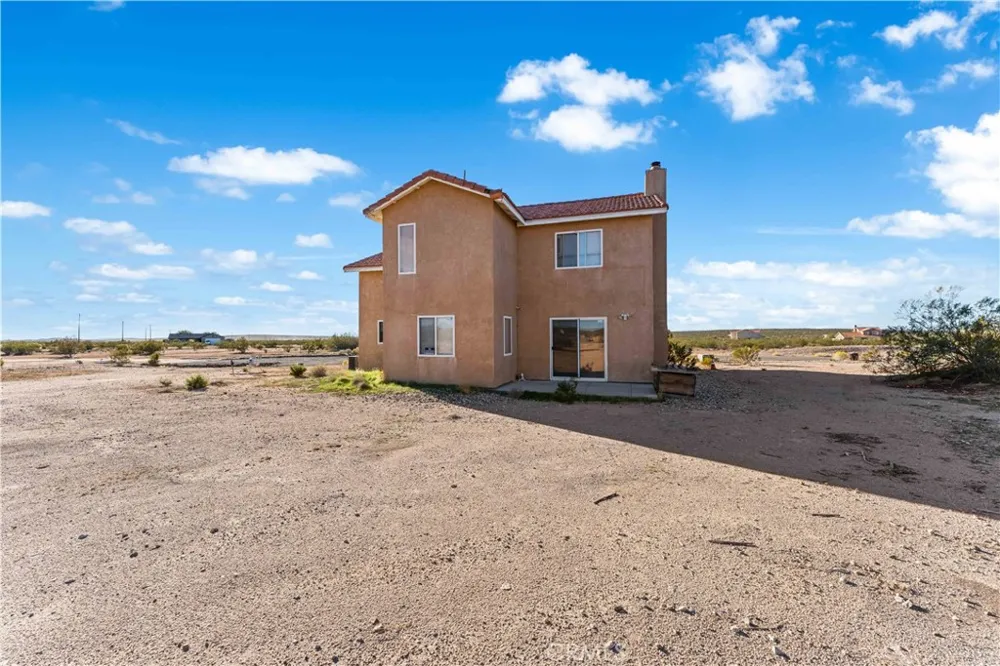 19821 Aloha California City, CA 93505