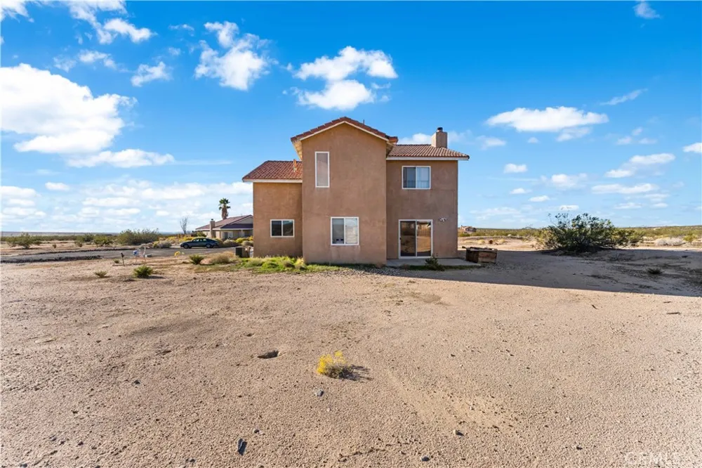 19821 Aloha California City, CA 93505