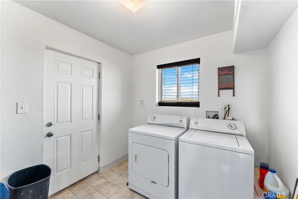 19821 Aloha California City, CA 93505