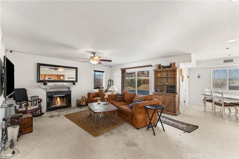 19821 Aloha California City, CA 93505