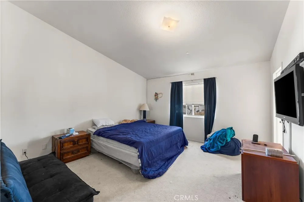 19821 Aloha California City, CA 93505