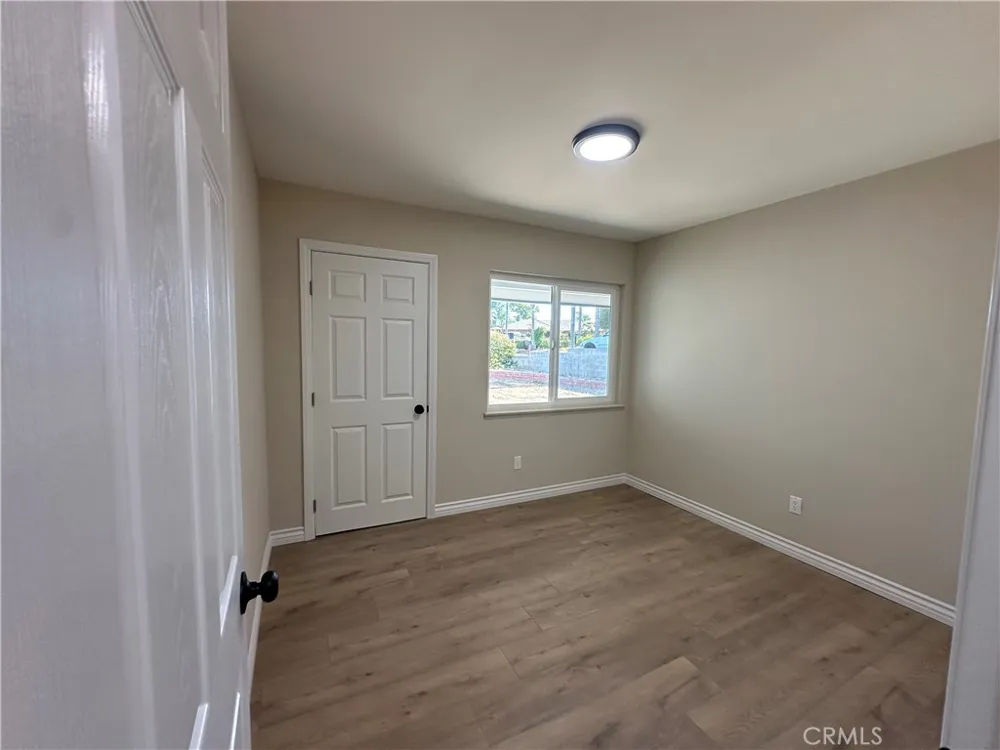 560 W 10th Street Perris, CA 92570