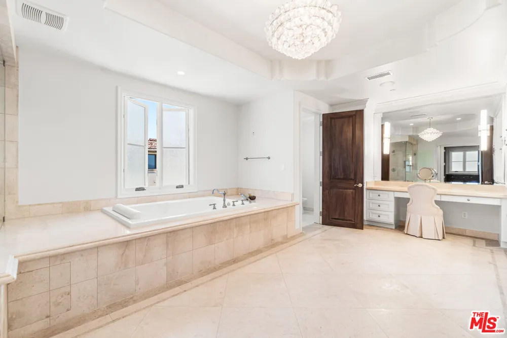 31967 Emerald View Drive Rancho Palos Verdes, CA 90275