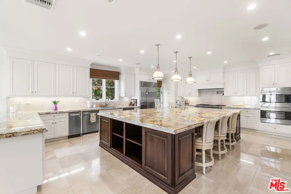 31967 Emerald View Drive Rancho Palos Verdes, CA 90275