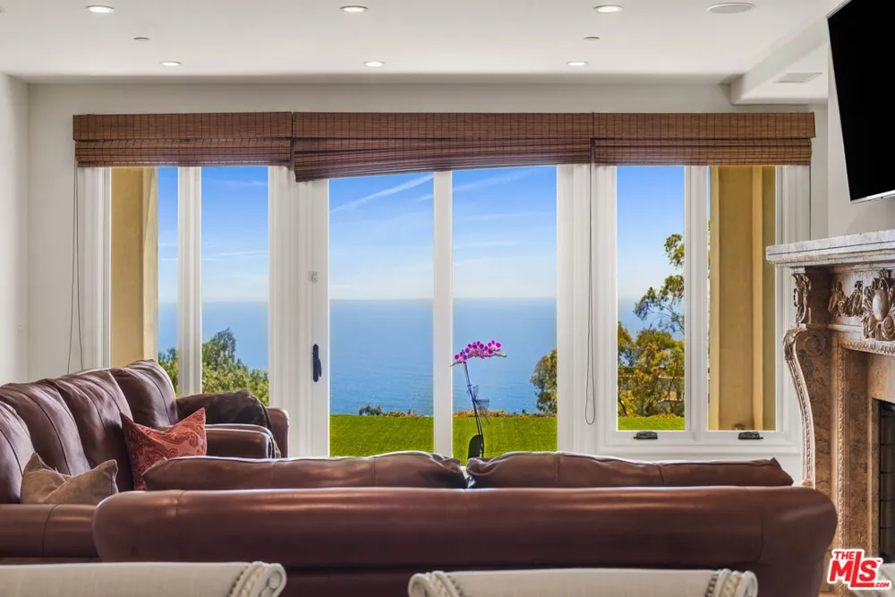 31967 Emerald View Drive Rancho Palos Verdes, CA 90275