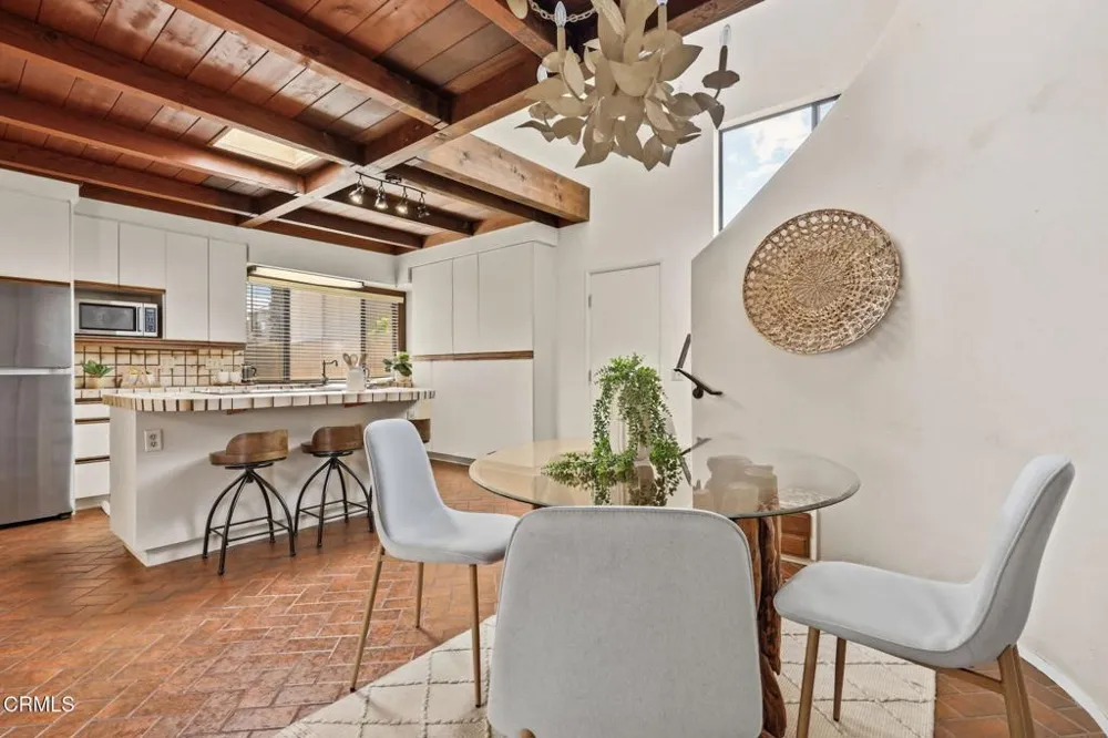 1108 Winthrop Lane Ventura, CA 93001