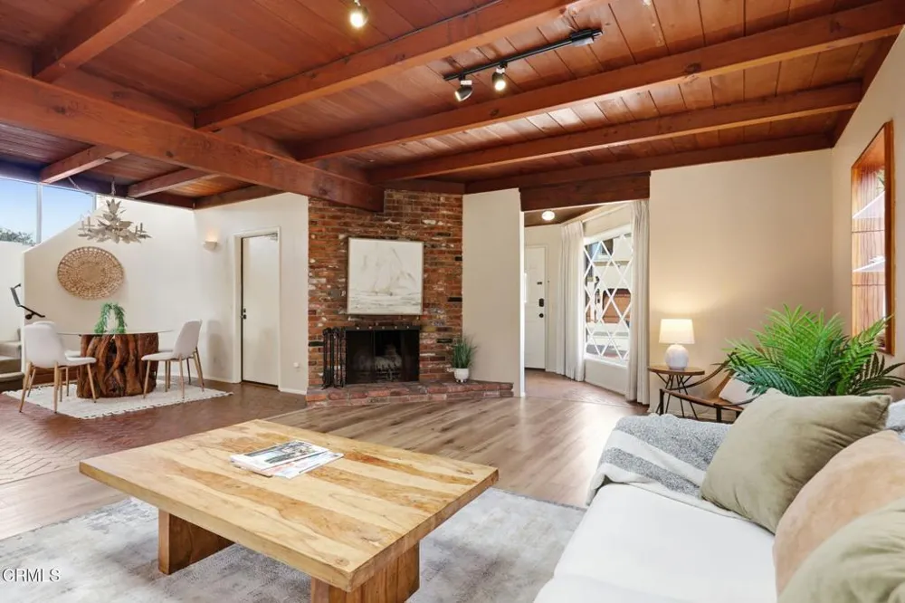 1108 Winthrop Lane Ventura, CA 93001