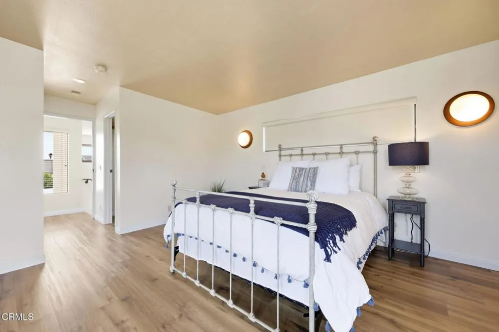 1108 Winthrop Lane Ventura, CA 93001
