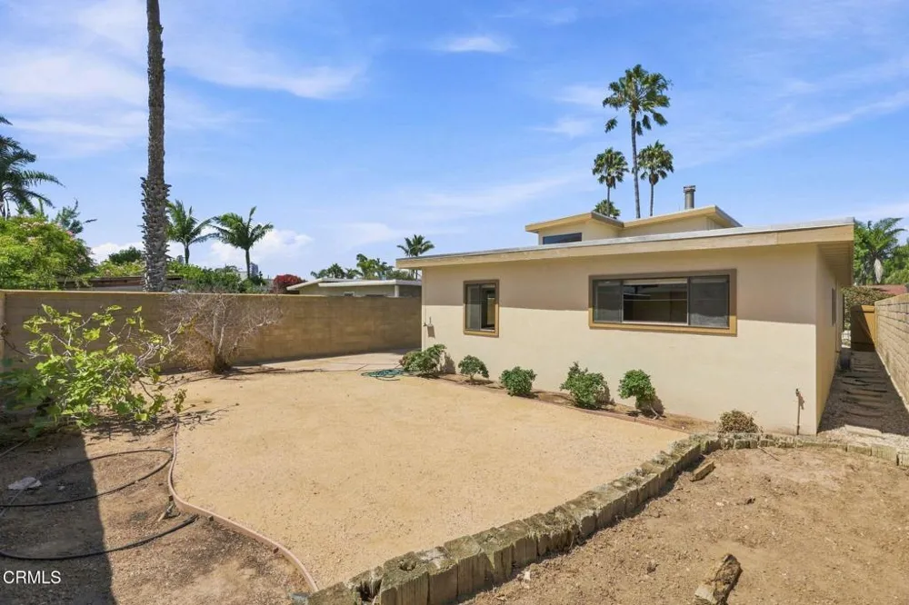 1108 Winthrop Lane Ventura, CA 93001
