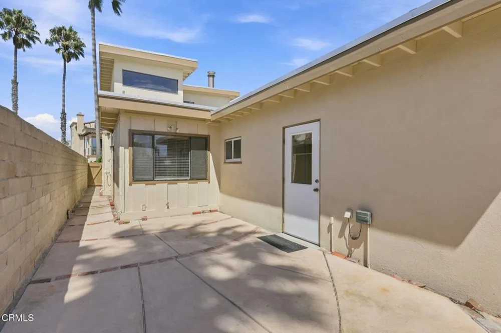 1108 Winthrop Lane Ventura, CA 93001