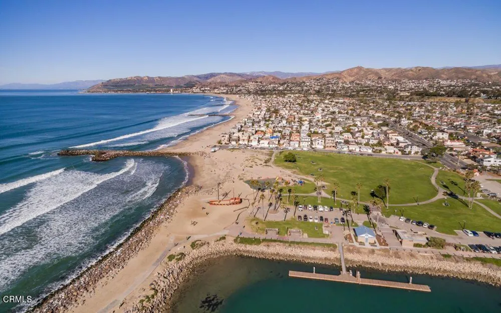 1108 Winthrop Lane Ventura, CA 93001
