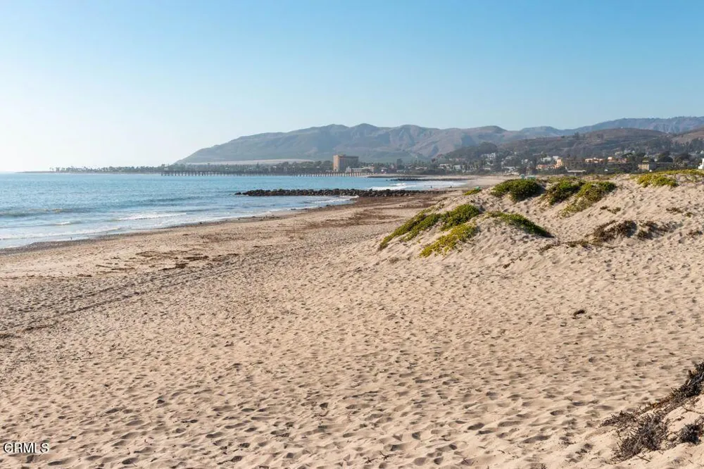 1108 Winthrop Lane Ventura, CA 93001