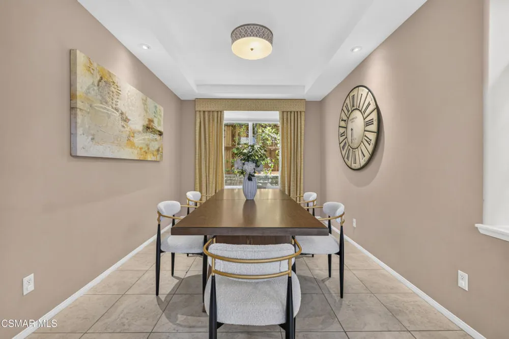 2887 Arbella Lane Thousand Oaks, CA 91362