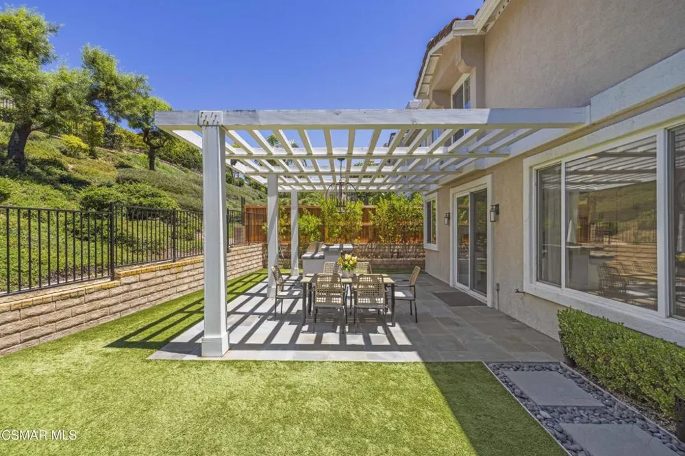 2887 Arbella Lane Thousand Oaks, CA 91362