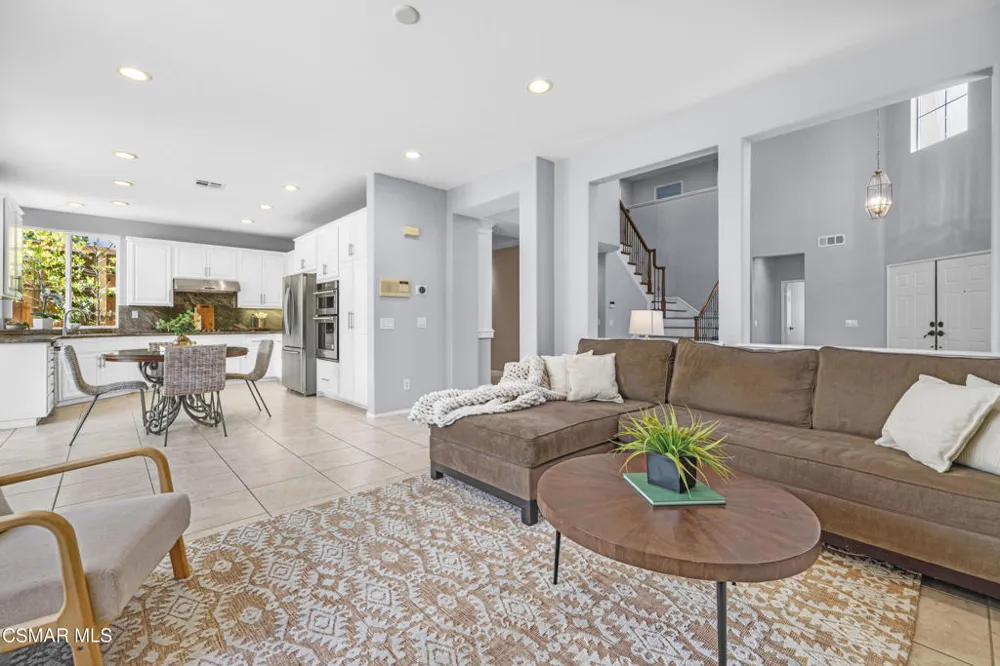2887 Arbella Lane Thousand Oaks, CA 91362