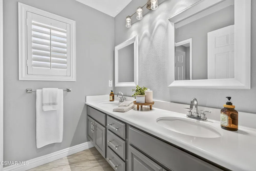2887 Arbella Lane Thousand Oaks, CA 91362