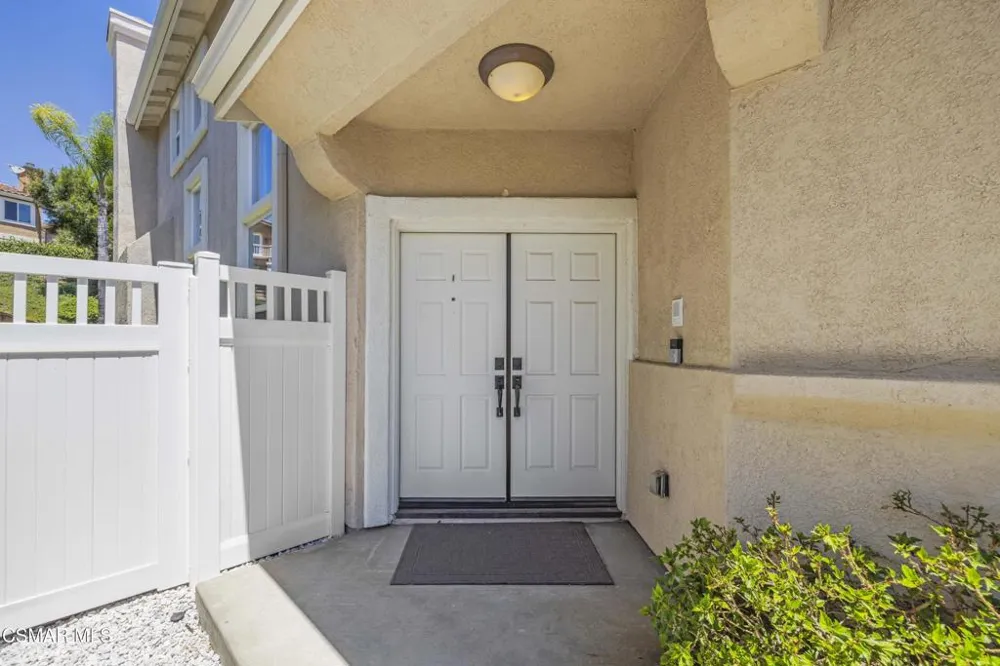 2887 Arbella Lane Thousand Oaks, CA 91362