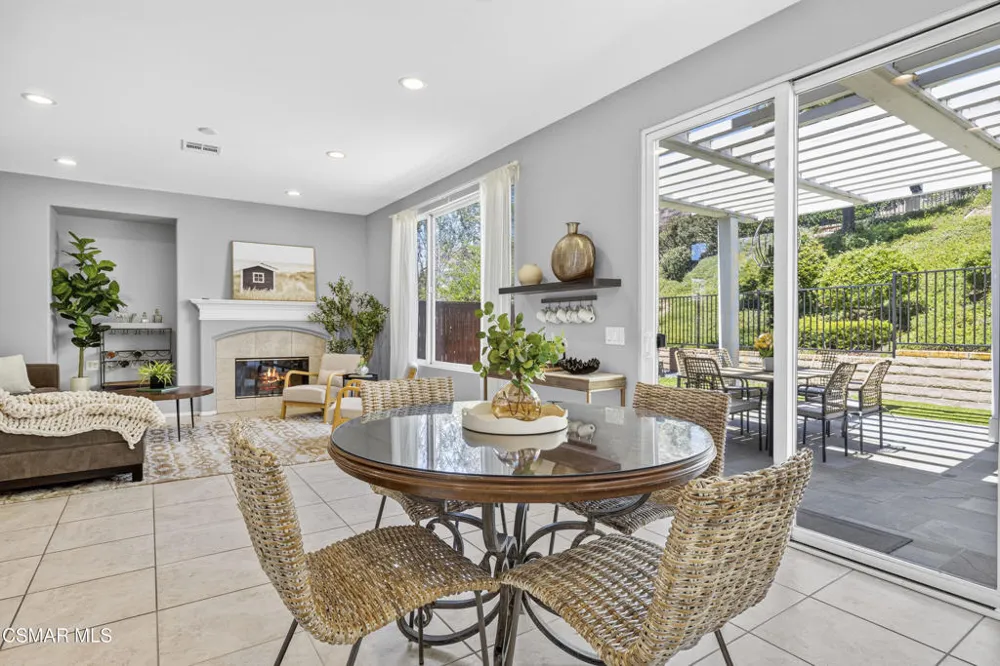 2887 Arbella Lane Thousand Oaks, CA 91362