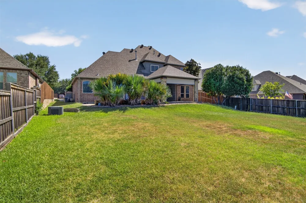 7913 Forest View Court North Richland Hills, TX 76182