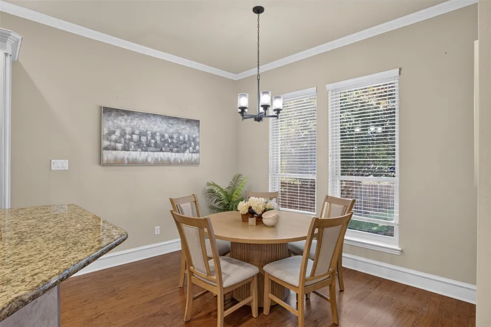 7913 Forest View Court North Richland Hills, TX 76182