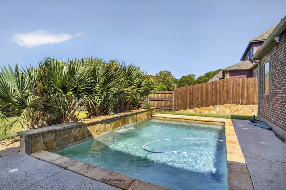 7913 Forest View Court North Richland Hills, TX 76182