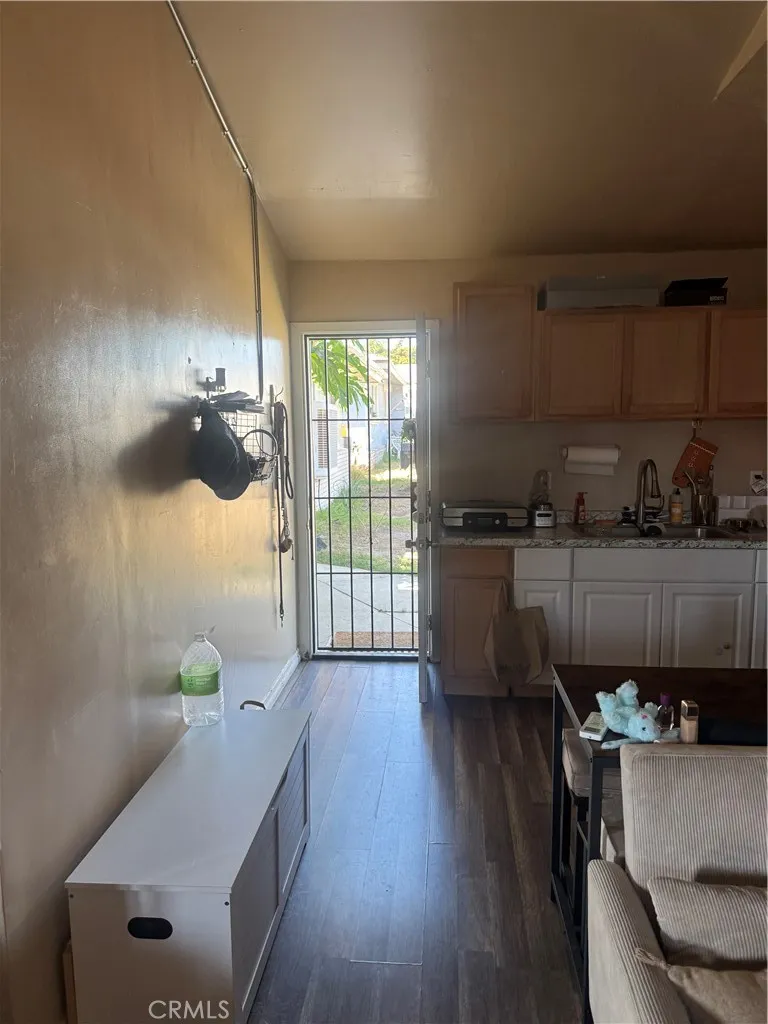8196 Pepper Avenue Fontana, CA 92335