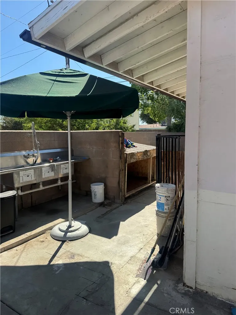 8196 Pepper Avenue Fontana, CA 92335
