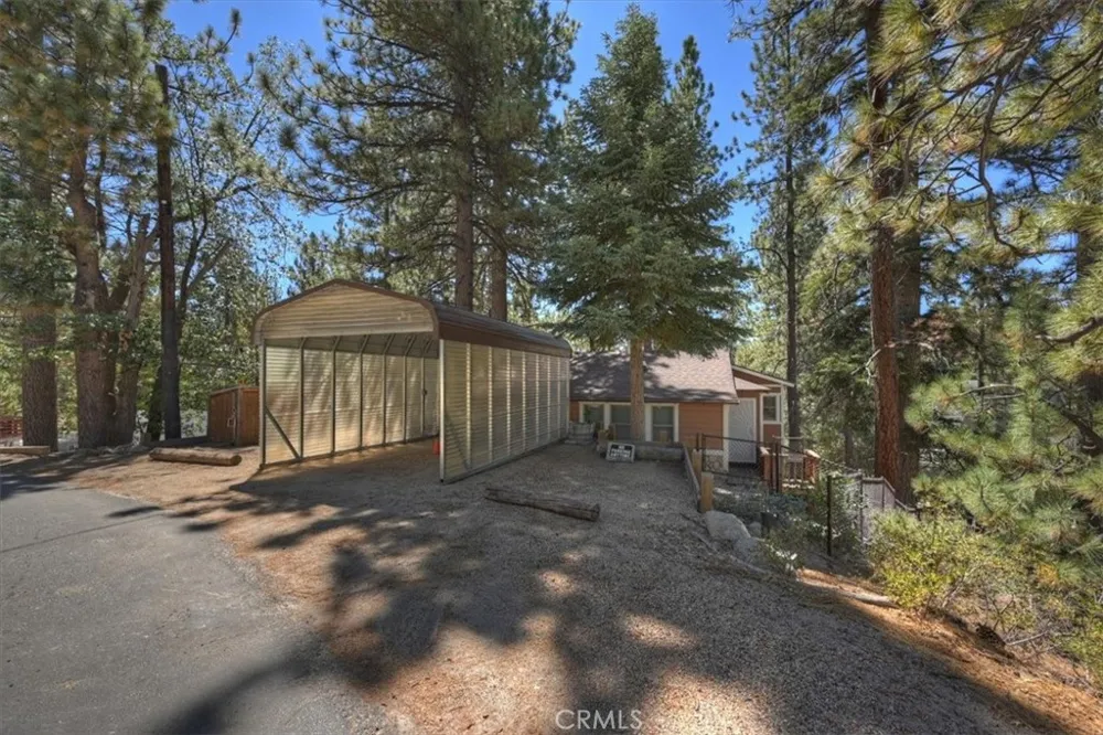 39237 Cedar Dell Fawnskin, CA 92333