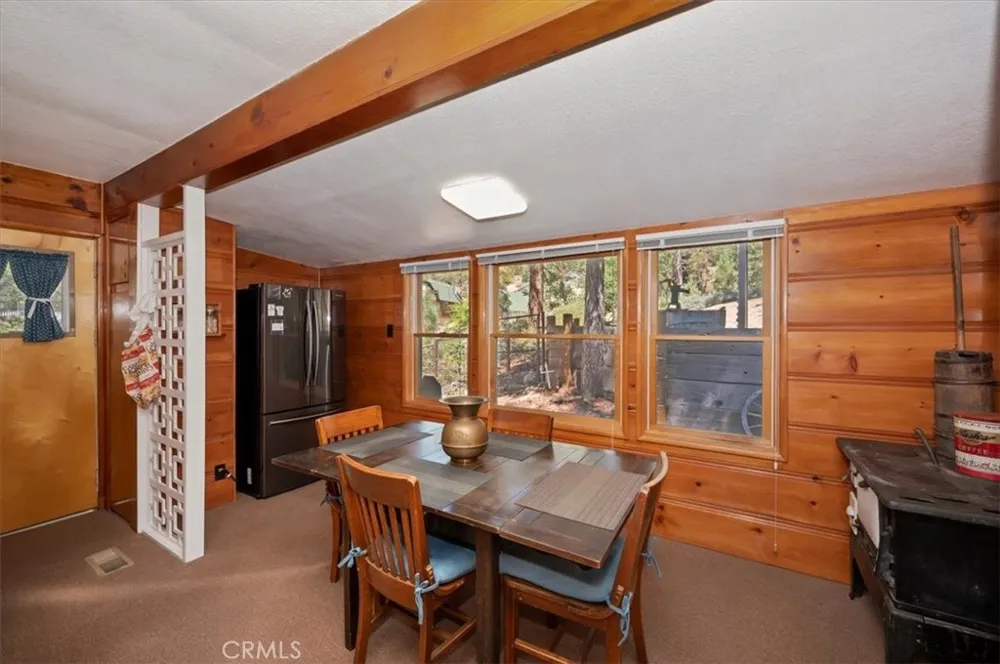 39237 Cedar Dell Fawnskin, CA 92333