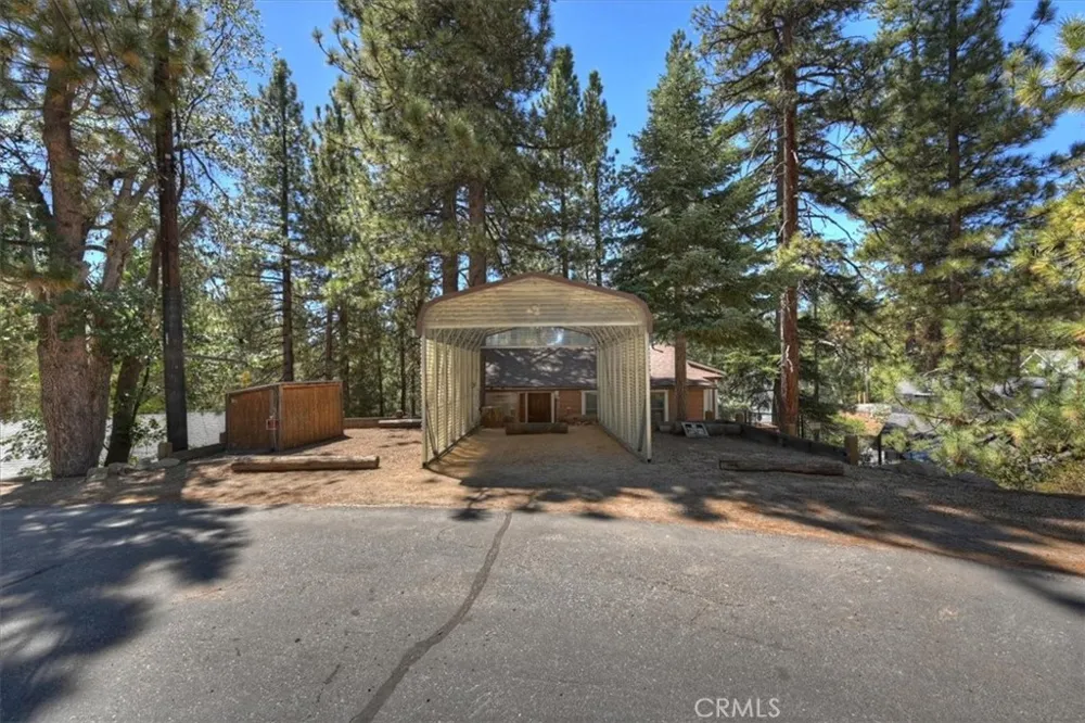 39237 Cedar Dell Fawnskin, CA 92333