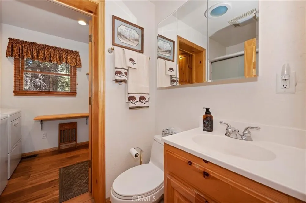 39237 Cedar Dell Fawnskin, CA 92333