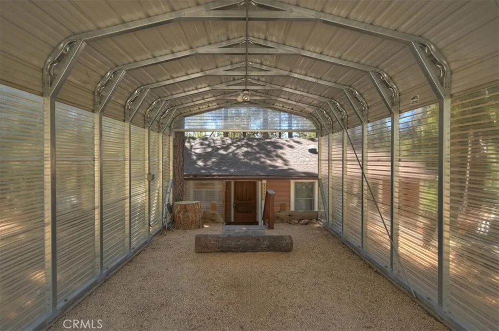 39237 Cedar Dell Fawnskin, CA 92333