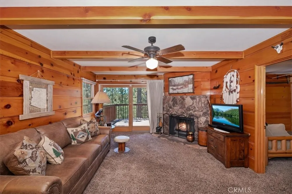 39237 Cedar Dell Fawnskin, CA 92333