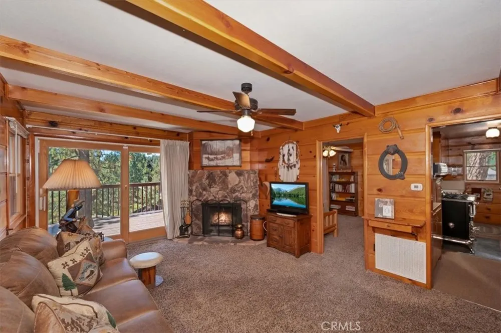 39237 Cedar Dell Fawnskin, CA 92333