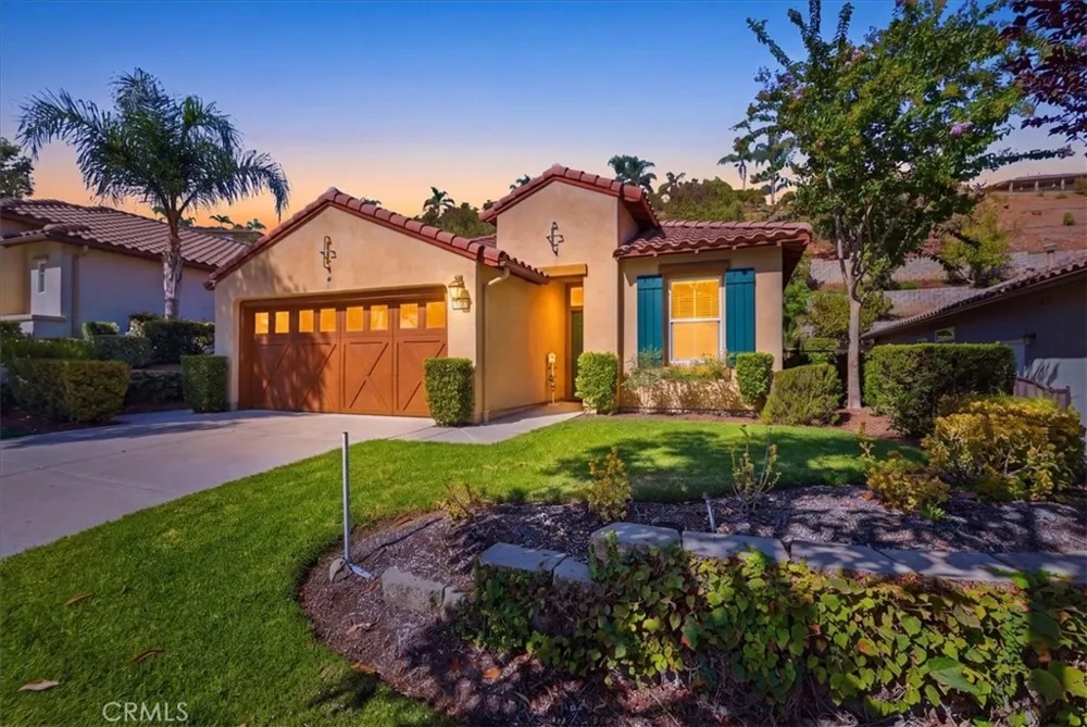 24227 Augusta Corona, CA 92883