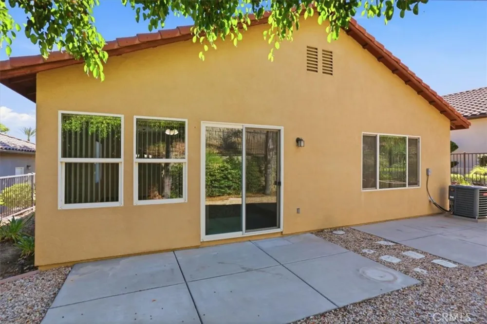 24227 Augusta Corona, CA 92883