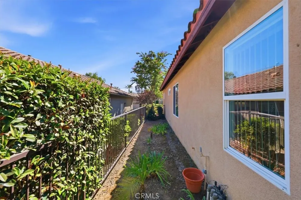 24227 Augusta Corona, CA 92883