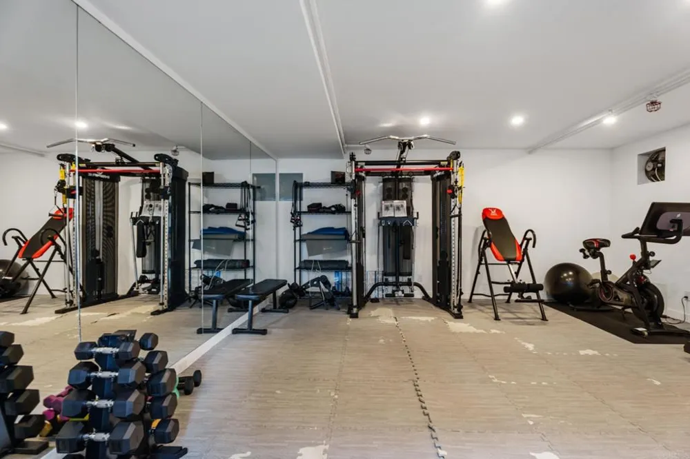 727 Sapphire Street #208 San Diego, CA 92109